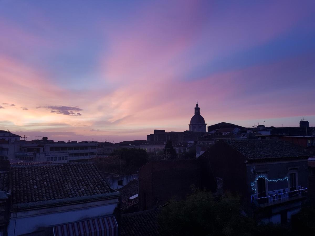 Апартаменты La Terrazza Di Leda Катания Экстерьер фото